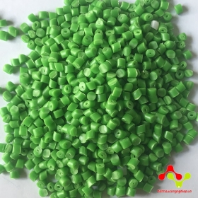Hạt nhựa xanh lá