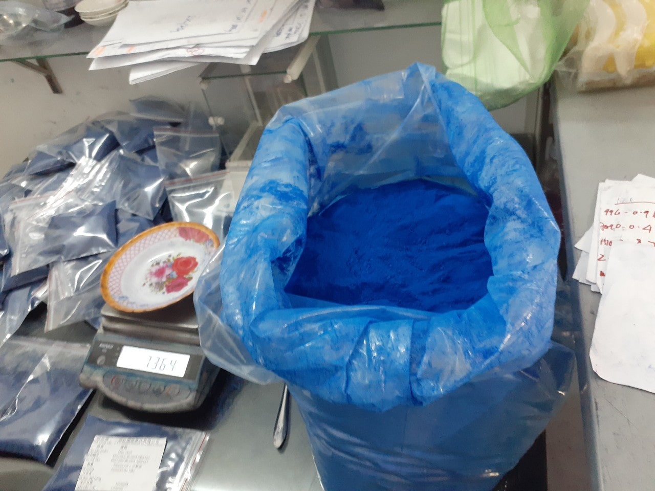 Tìm hiểu một số kiến thức cơ bản về bột màu nguyên liệu